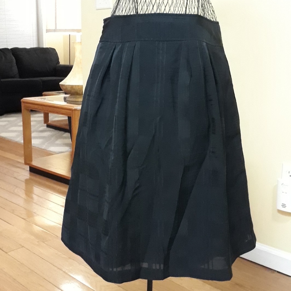 ANN TAYLOR Black Midi Skirt Fully Lined - Picture 4 of 8